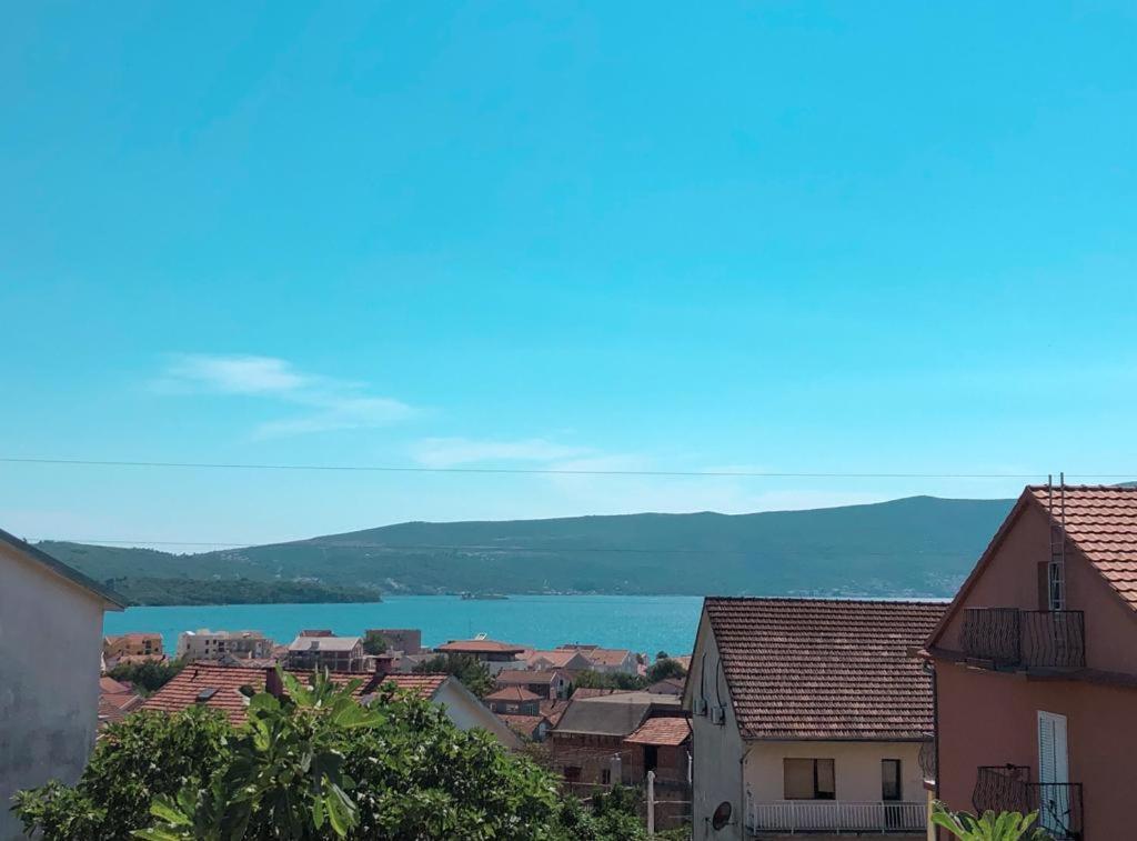 Apartmani Cupara Tivat Exteriör bild