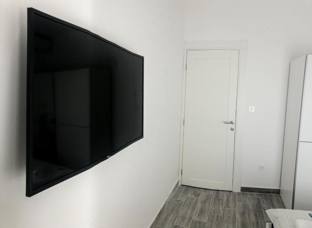 Apartmani Cupara Tivat Exteriör bild